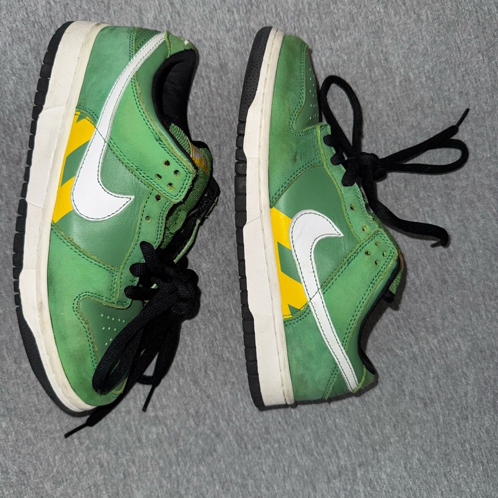 Nike Dunk Low Pro SB Taxi Cab. Grass/ White - Picture 6 of 10